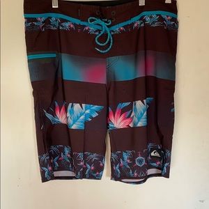 Quiksilver DryFlight Tech Boardshort